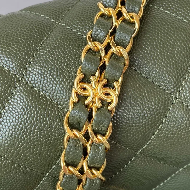 Chanel AS3580 Small Flap Bag Lambskin Lambskin & Gold Tone Metal Green