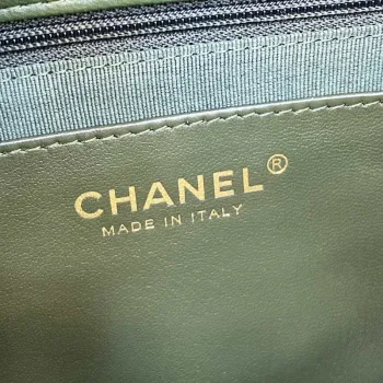 Chanel AS3609 Flap Bag Lambskin Lambskin & Gold Tone Metal Green