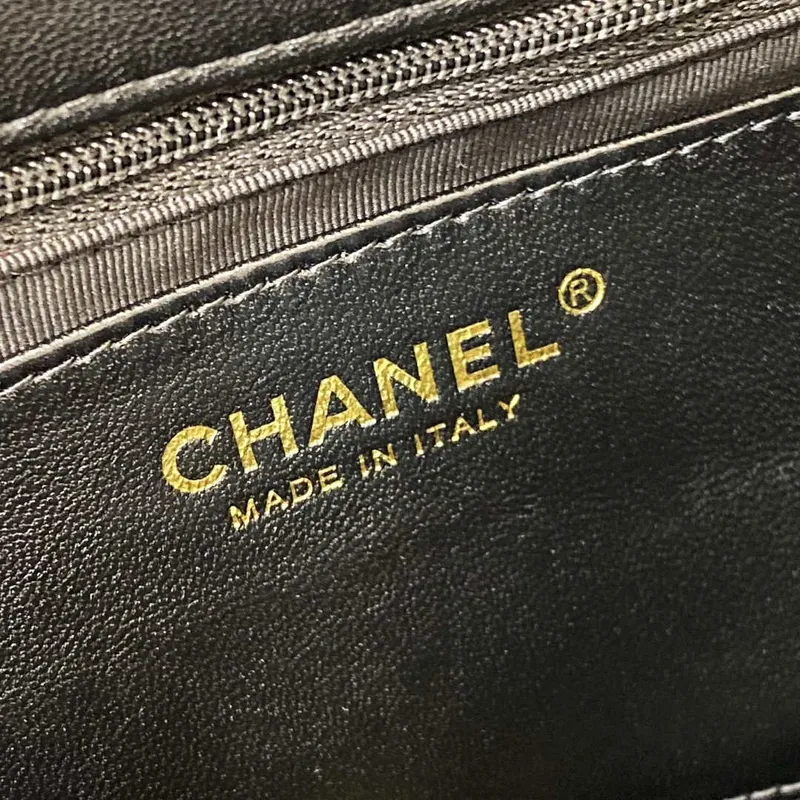 Chanel AS3609 Flap Bag Lambskin Lambskin & Gold Tone Metal Black