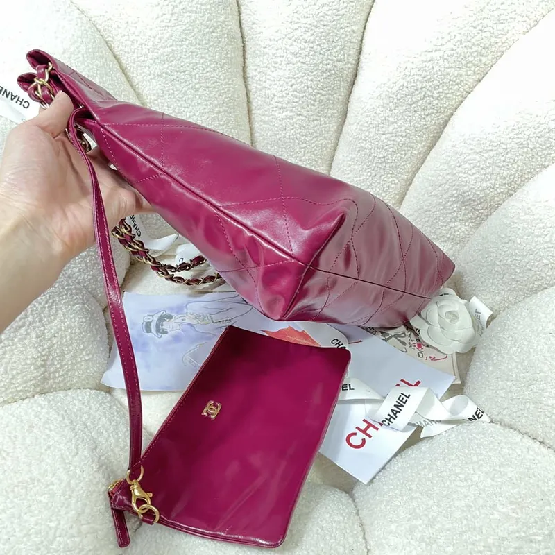 Chanel 22 Small Handbag Shiny Calfskin AS3260 Rose Red