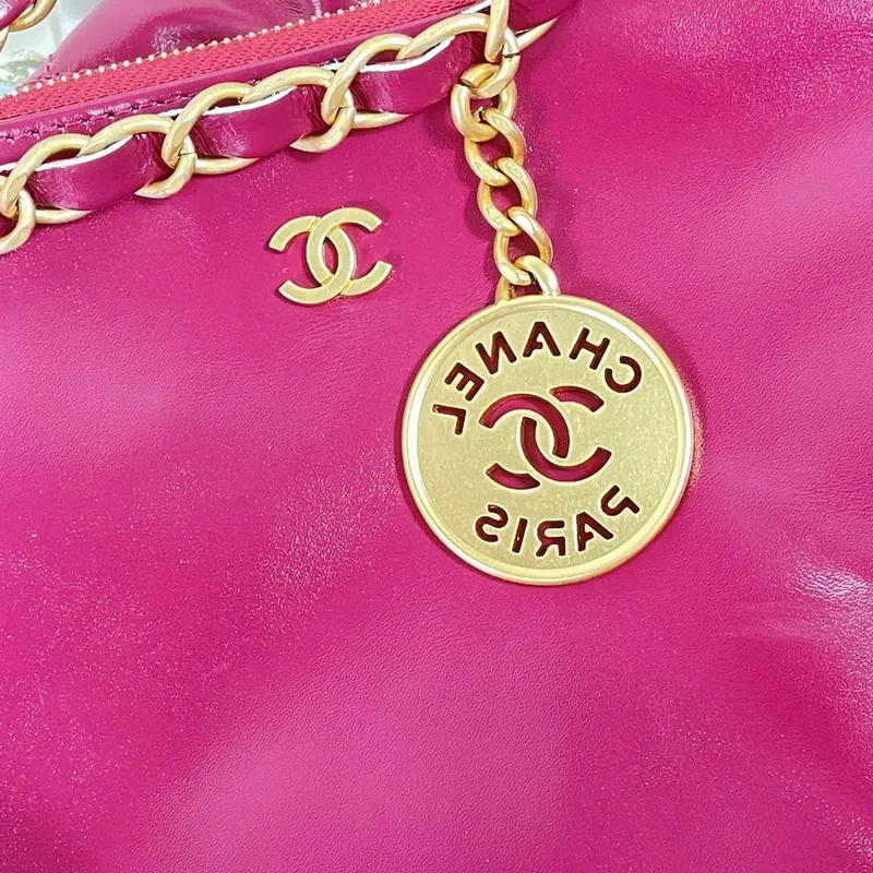 Chanel 22 Handbag Shiny Calfskin AS3261 Rose Red