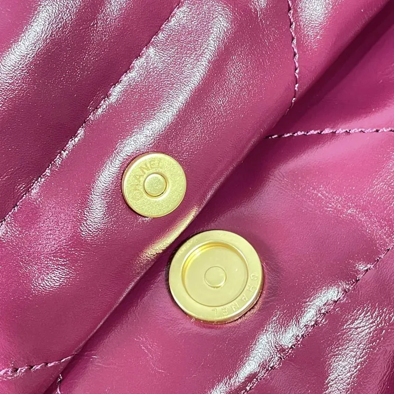 Chanel 22 Large Handbag Shiny Calfskin AS3262 Rose Red