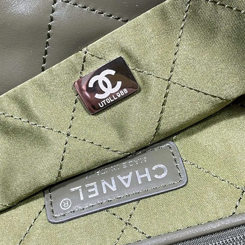 Chanel 22 Large Handbag Shiny Calfskin AS3262 Dark Green