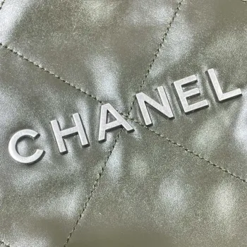 Chanel 22 Small Handbag Shiny Calfskin AS3260 Dark Green