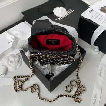 Chanel 2022 Cruise AP2685 Clutch Bag Black