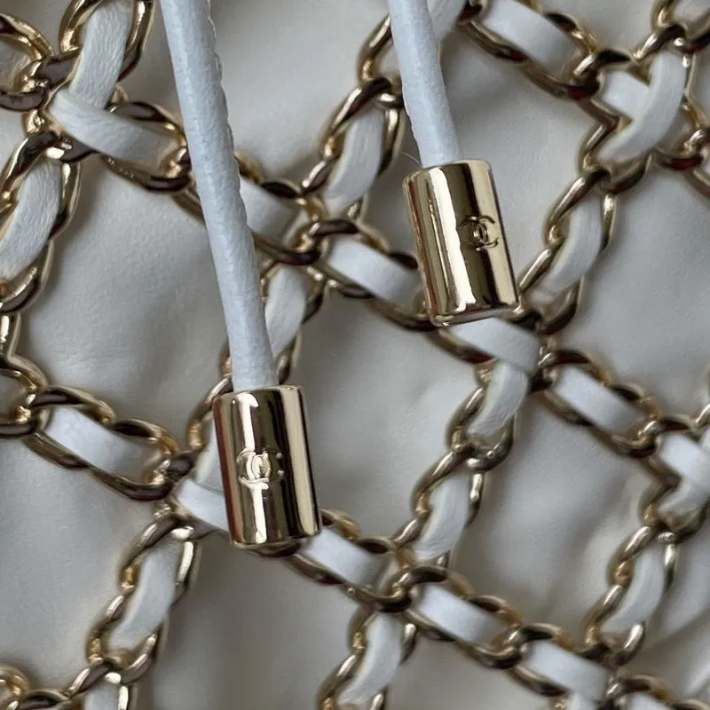 Chanel 2022 Cruise AP2685 Clutch Bag White