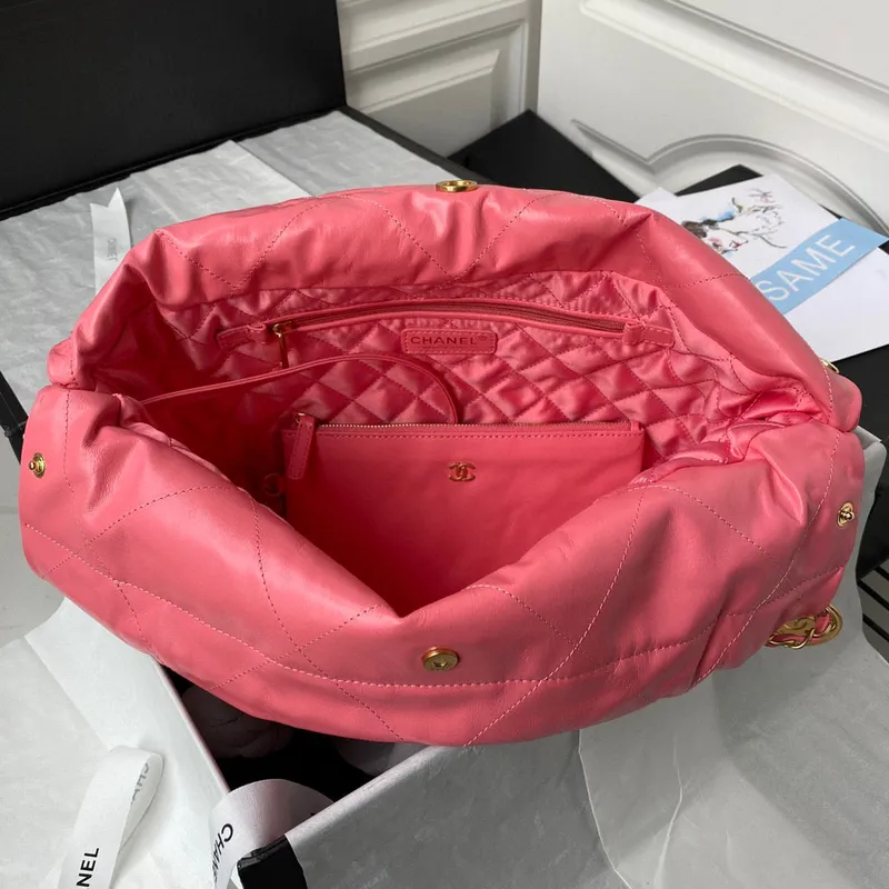 Chanel 22 Handbag AS3261 Shiny Calfskin Gold Tone Metal Coral Pink