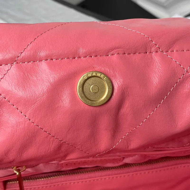 Chanel 22 Handbag AS3261 Shiny Calfskin Gold Tone Metal Coral Pink