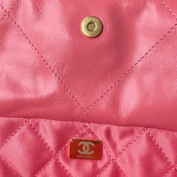 Chanel 22 Handbag AS3261 Shiny Calfskin Gold Tone Metal Coral Pink