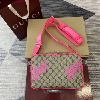 Gucci 839380 Medium Crossbody Bag With Print Bright pink