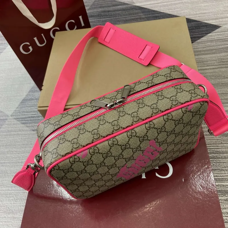 Gucci 839380 Medium Crossbody Bag With Print Bright pink