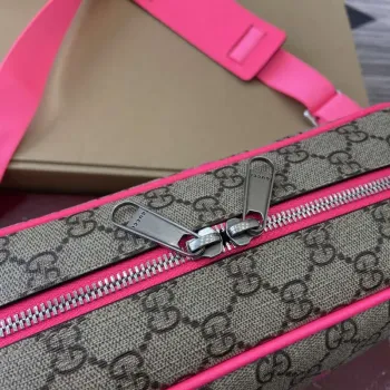 Gucci 839380 Medium Crossbody Bag With Print Bright pink