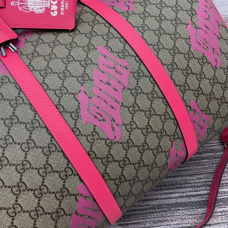 Gucci 834962 Medium Duffle Bag With Print Bright pink