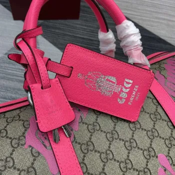 Gucci 834962 Medium Duffle Bag With Print Bright pink