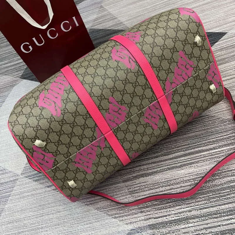 Gucci 834962 Medium Duffle Bag With Print Bright pink