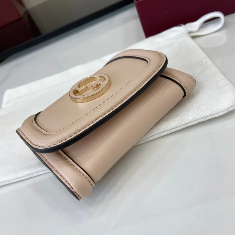 Gucci 818795 Gucci Blondie card case Aprioct