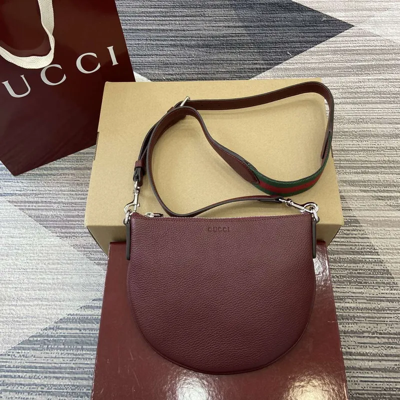 Gucci 824529 Gucci B Small Bag Ancora red