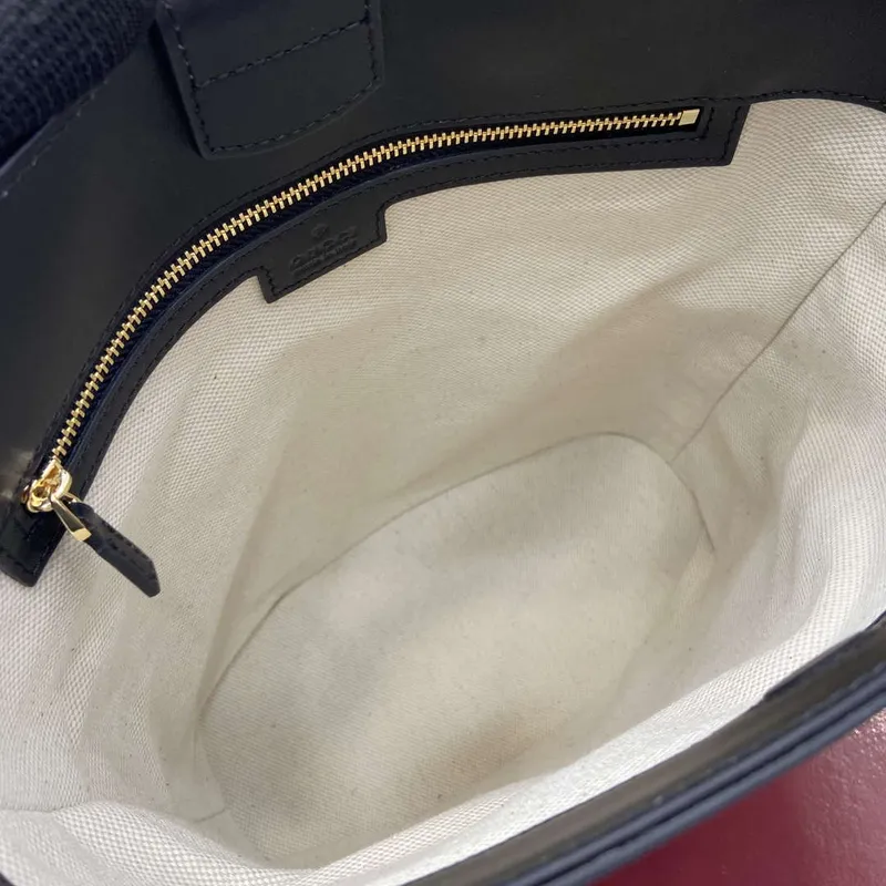 Gucci 833660 Gucci 73 Medium Bucket Bag Natural canvas