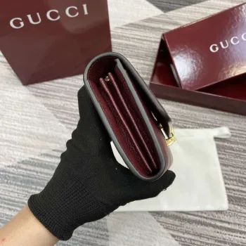 Gucci 828147 Gucci Softbit Continental Wallet Ancora red