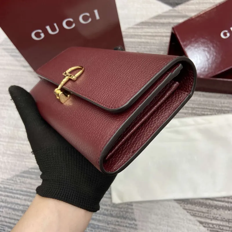 Gucci 828147 Gucci Softbit Continental Wallet Ancora red