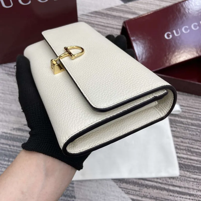 Gucci 828147 Gucci Softbit Continental Wallet White
