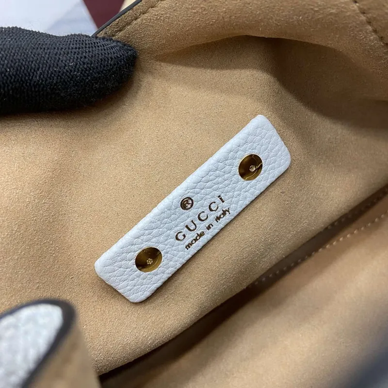 Gucci 837467 Gucci Softbit Medium Top Handle Bag White