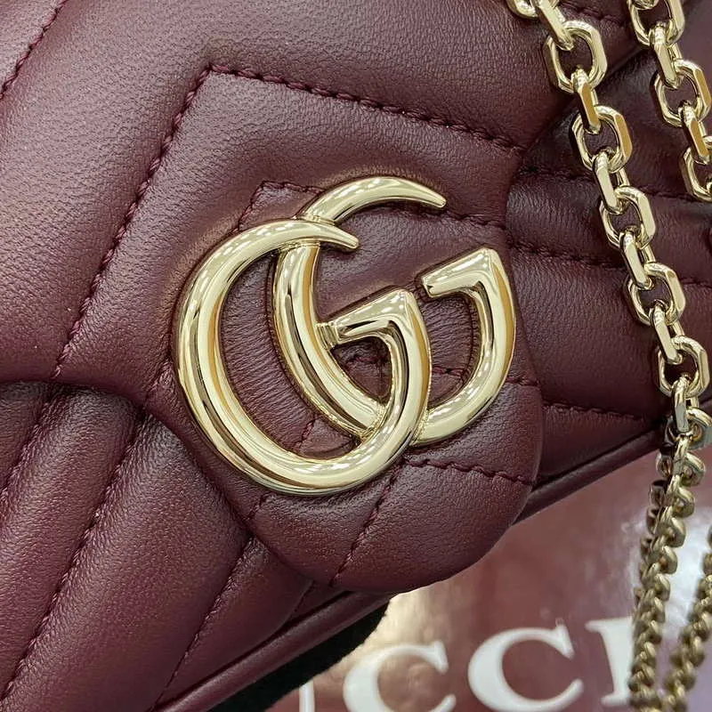 Gucci 841290 GG Marmont Mini Shoulder Bag Ancora red