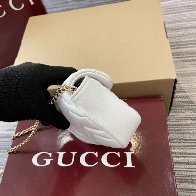 Gucci 841290 GG Marmont Mini Shoulder Bag White
