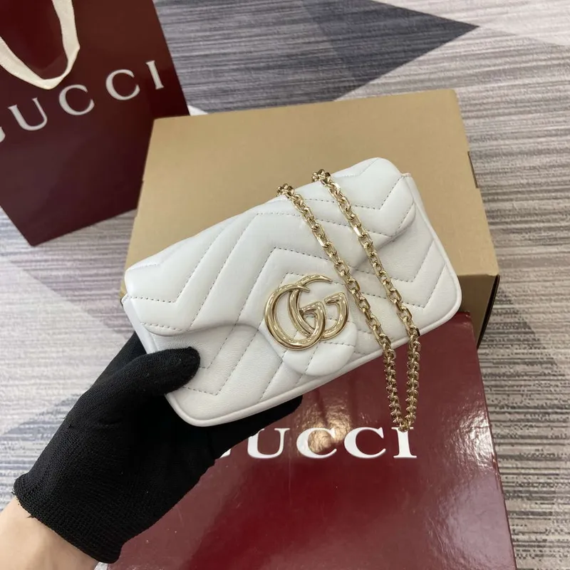 Gucci 841290 GG Marmont Mini Shoulder Bag White