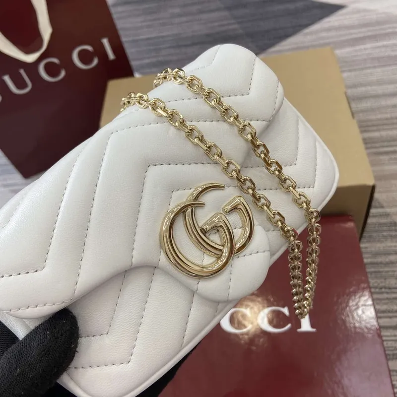 Gucci 841290 GG Marmont Mini Shoulder Bag White
