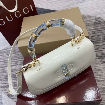 Gucci 827750 Gucci Bamboo Diva Medium Bag White