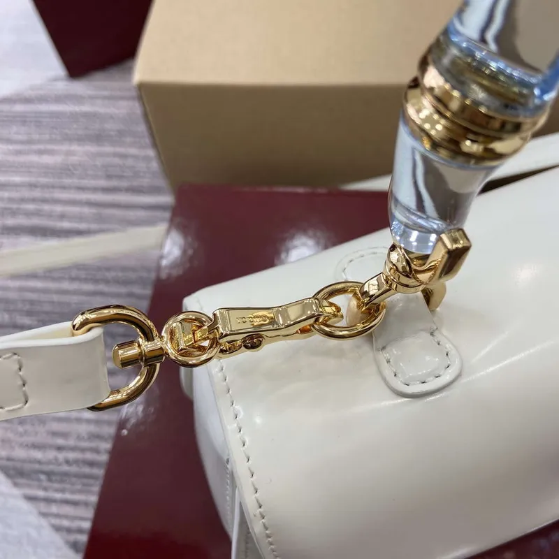 Gucci 827750 Gucci Bamboo Diva Medium Bag White