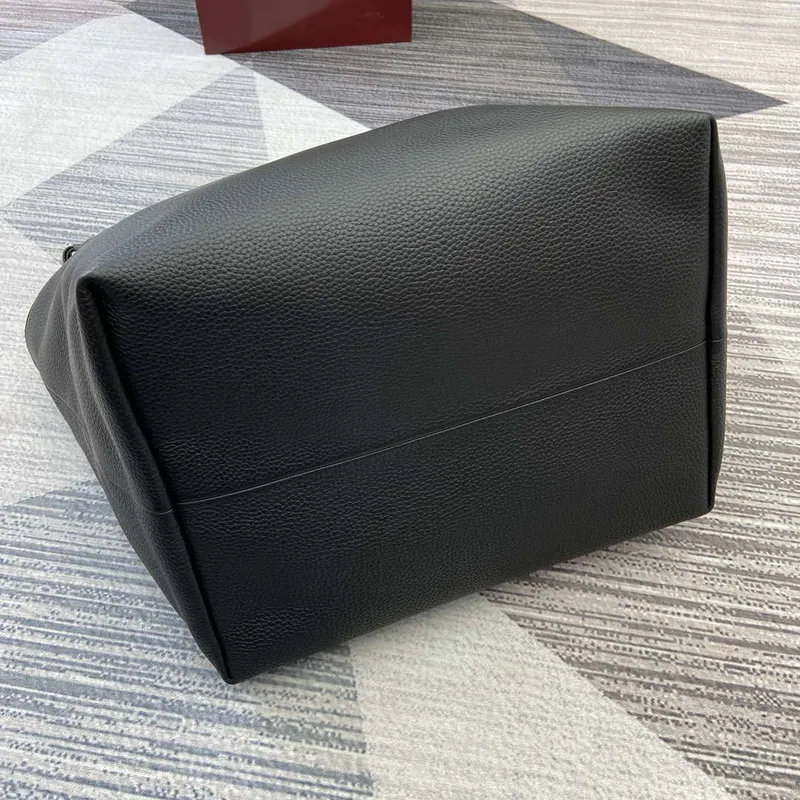 Gucci 839112 Gucci Totissima Large Reversible Tote Bag Black