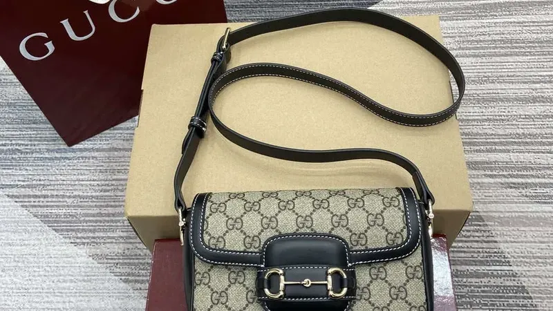 A Timeless Holiday Gift: Gucci Horsebit 1955 Soft Small Shoulder Bag