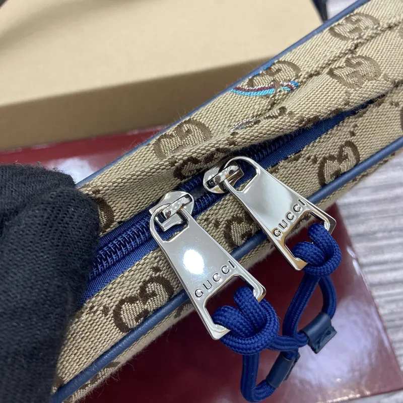 Gucci 817771 Small Embroidered Snake Crossbody Bag Apricot cloth