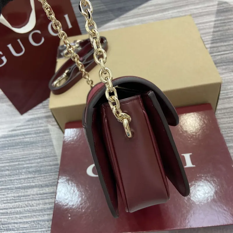 Gucci 826761 Gucci Go Small Shoulder Bag Red