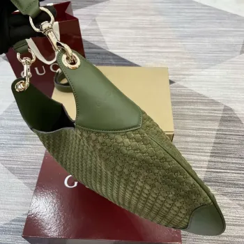 Gucci 834981 Gucci B medium Shoulder Bag Dark green
