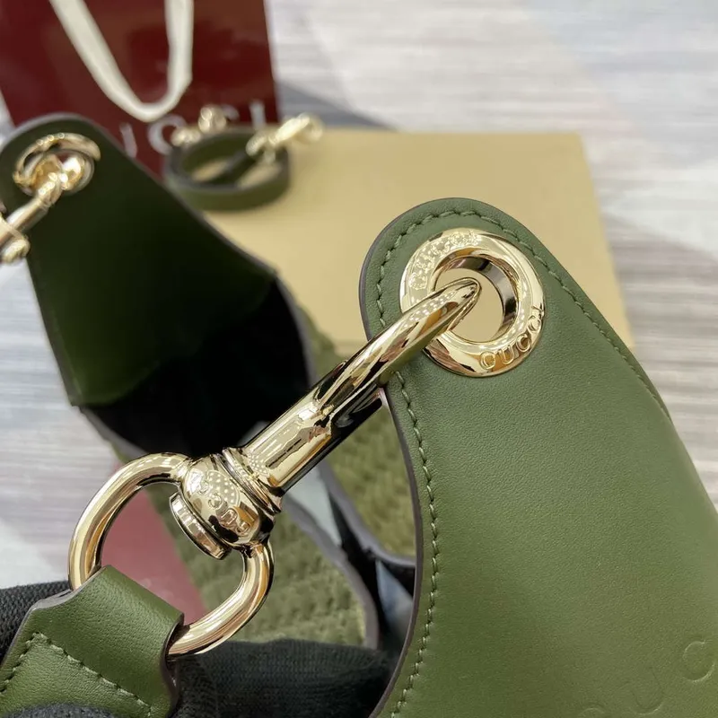 Gucci 834981 Gucci B medium Shoulder Bag Dark green