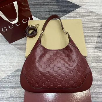Gucci 834981 Gucci B medium Shoulder Bag Red Leather
