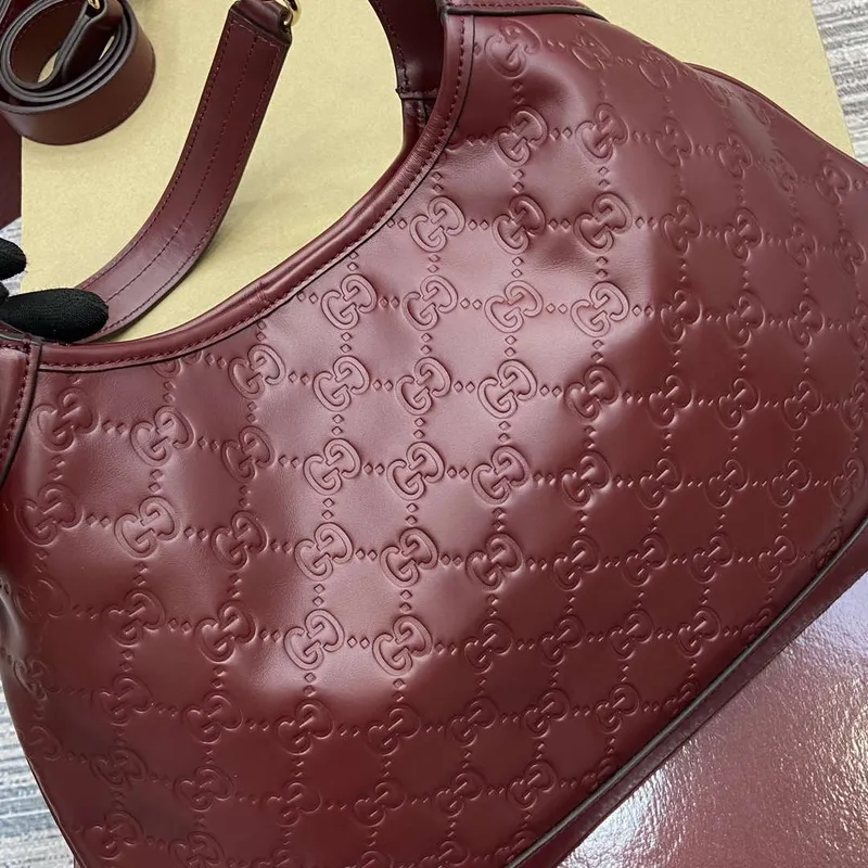 Gucci 834981 Gucci B medium Shoulder Bag Red Leather
