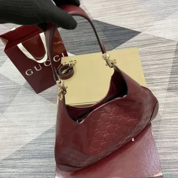 Gucci 834981 Gucci B medium Shoulder Bag Red Leather