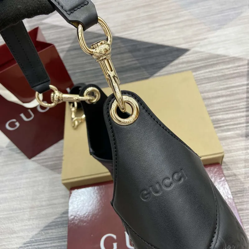 Gucci 834981 Gucci B medium Shoulder Bag Black