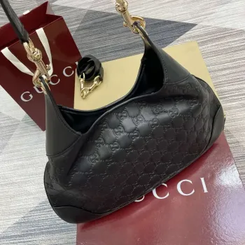 Gucci 834981 Gucci B medium Shoulder Bag Black