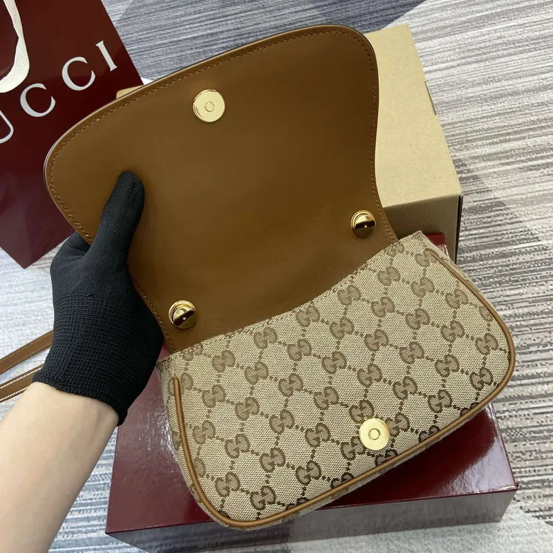 Gucci 815700 Gucci Blondie mini shoulder bag Beige dark brown canvas