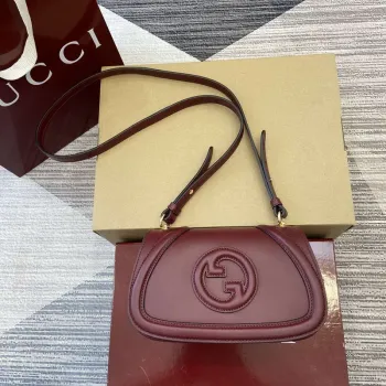 Gucci 815700 Gucci Blondie mini shoulder bag Wind red Leather
