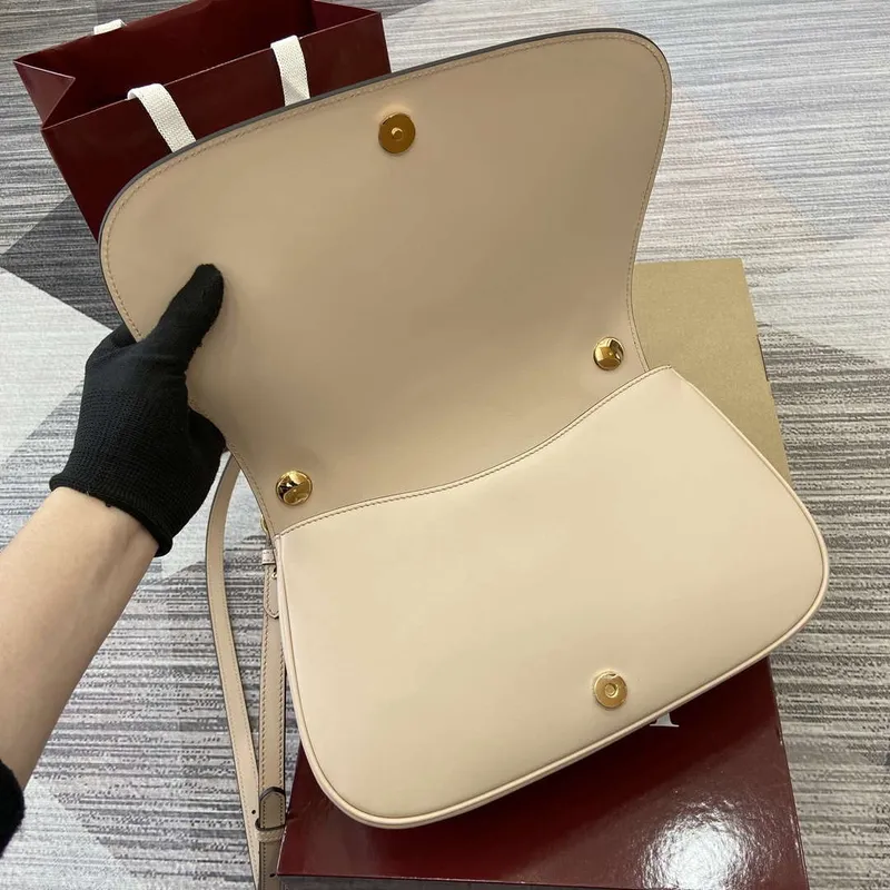 Gucci 815719 Gucci Blondie Medium top handle bag Leather Light Pink