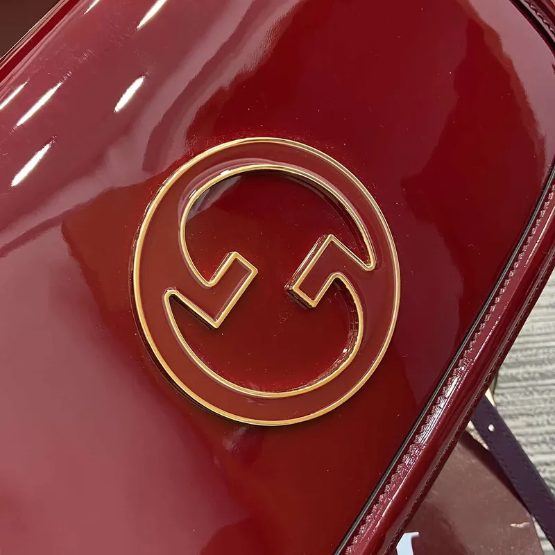 Gucci 815719 Gucci Blondie Medium top handle bag Patent Leather Red