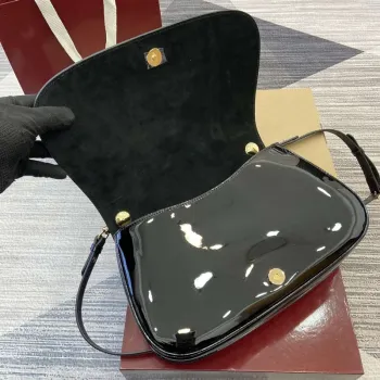 Gucci 815719 Gucci Blondie Medium top handle bag Patent Leather Black