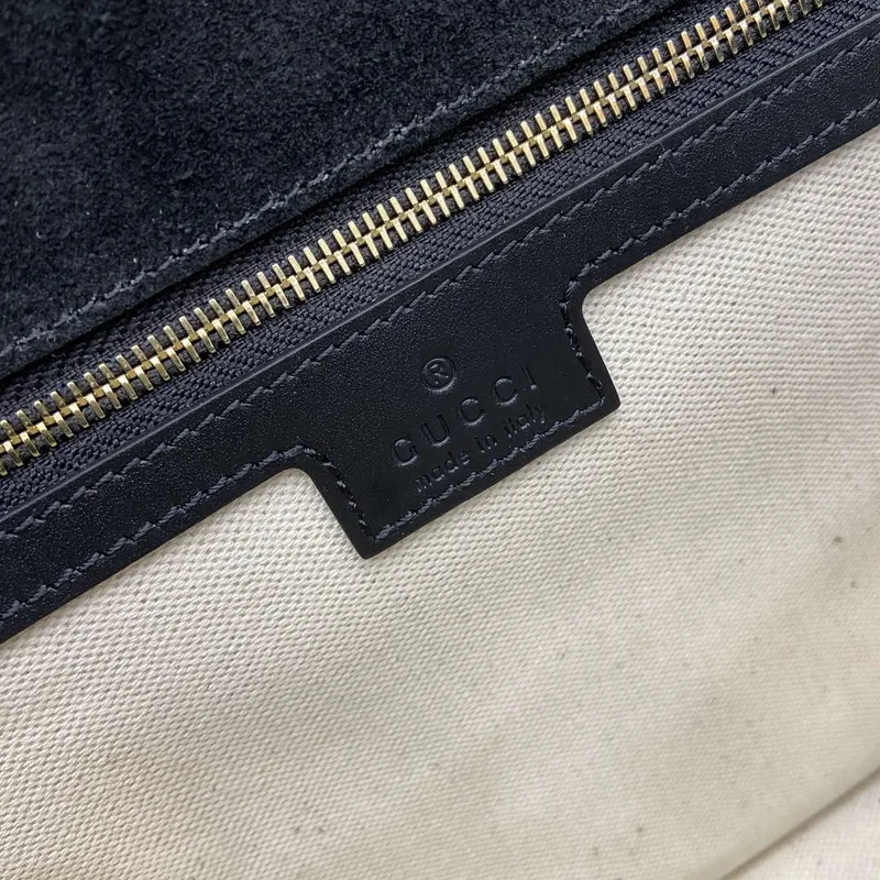 Gucci 815719 Gucci Blondie Medium top handle bag Patent Leather Black