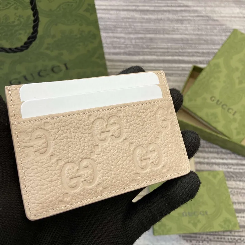 Gucci 815883 GG Emblem card case Beige Leather